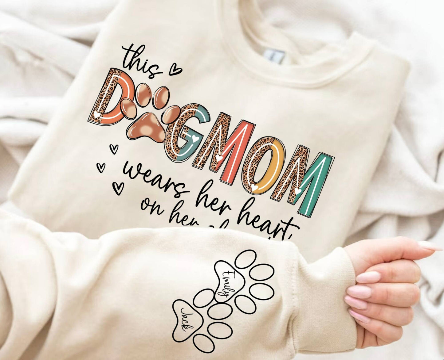 This Dog Mom Wears Her Heart on Her Sleeve Png, Dog Paw Png, Custom Dog Name shirt Png, Dog Mama Png, Dog Mom, Dog Lover shirt Png - VartDigitals